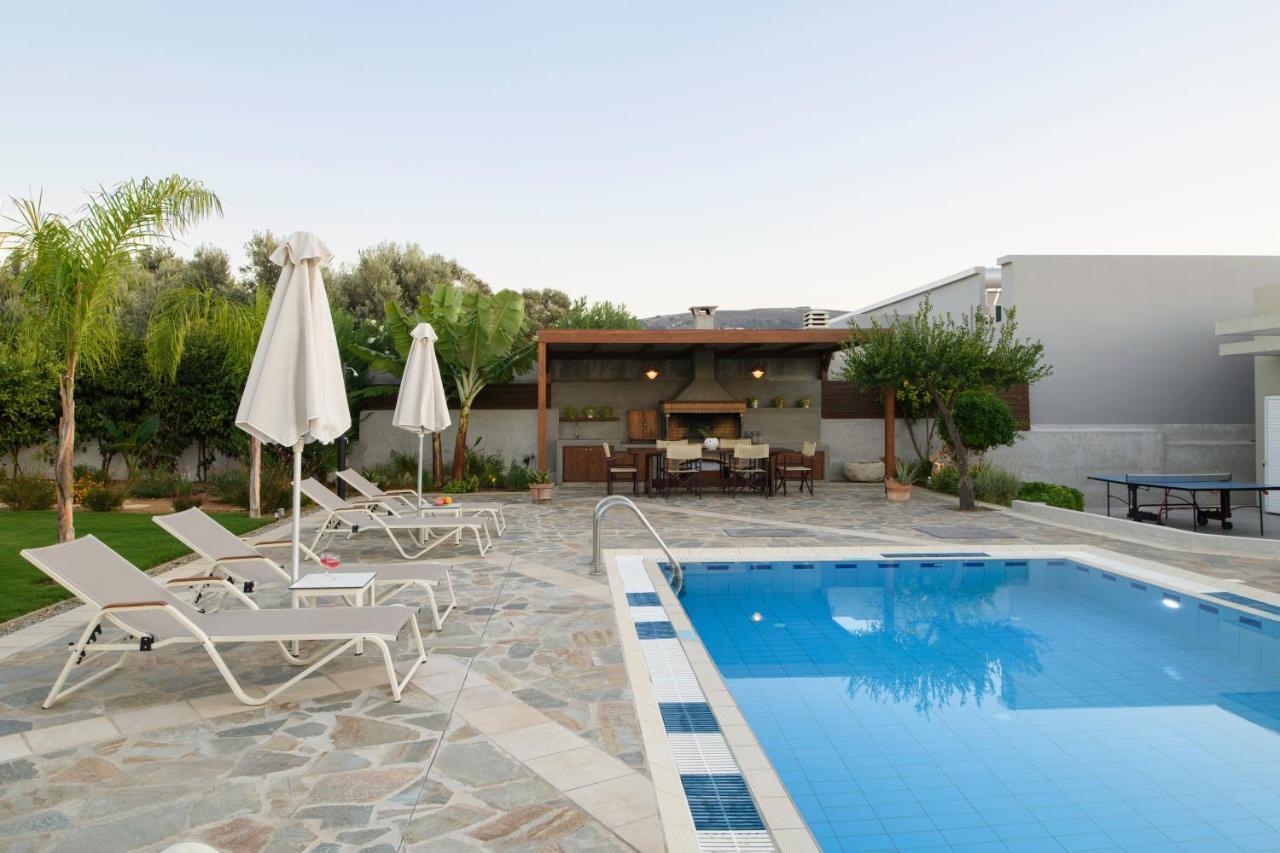 Villa Periklis 아델리아노스 캄포스 외부 사진